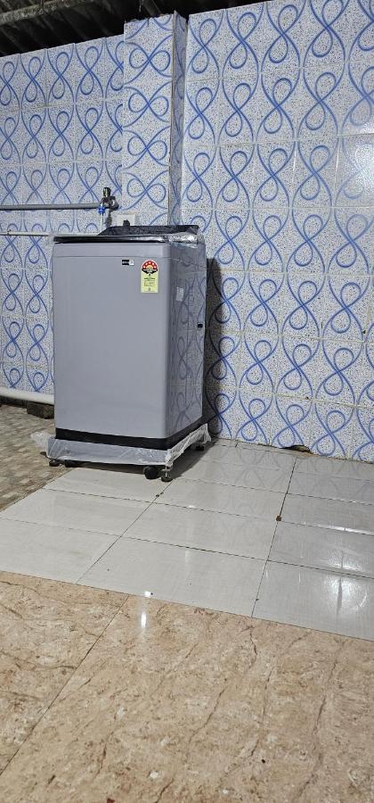 Villa - Ac 3 Bhk Near Alrport *